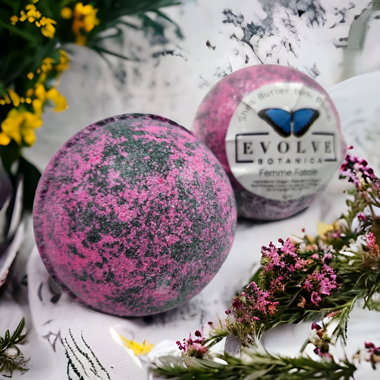 Evolve Botanica Bath Bombs Bath Bomb - Femme Fatale (Seasonal - Valentines)