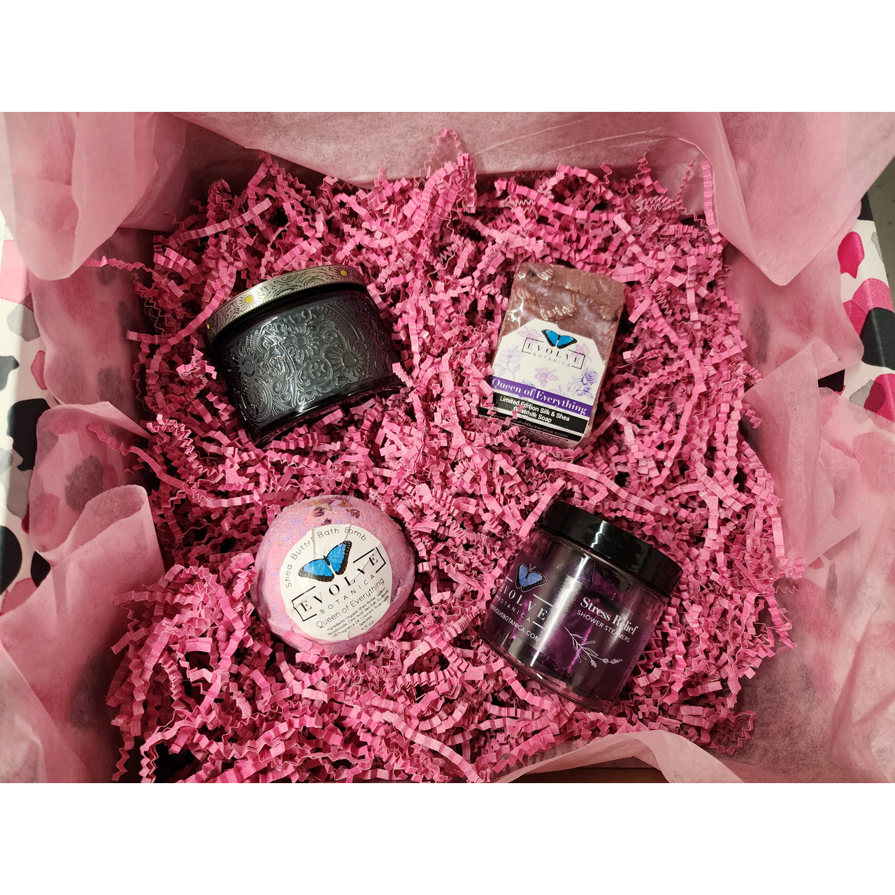 Queen of Everything Gift Box