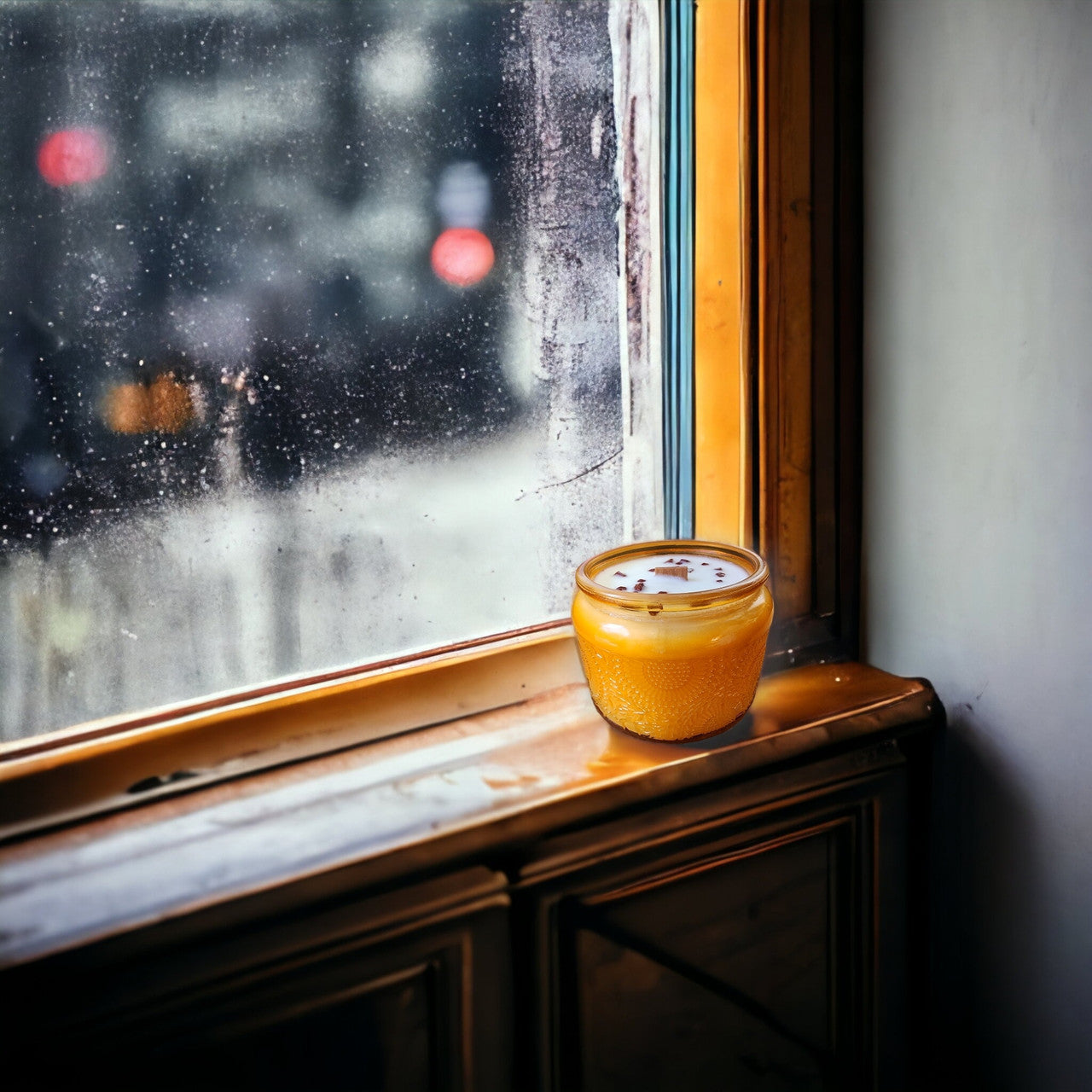 Evolve Botanica Coffee, Books, & Quiet - Wood Wick Soy Candle (Jasper) - Embossed Glass