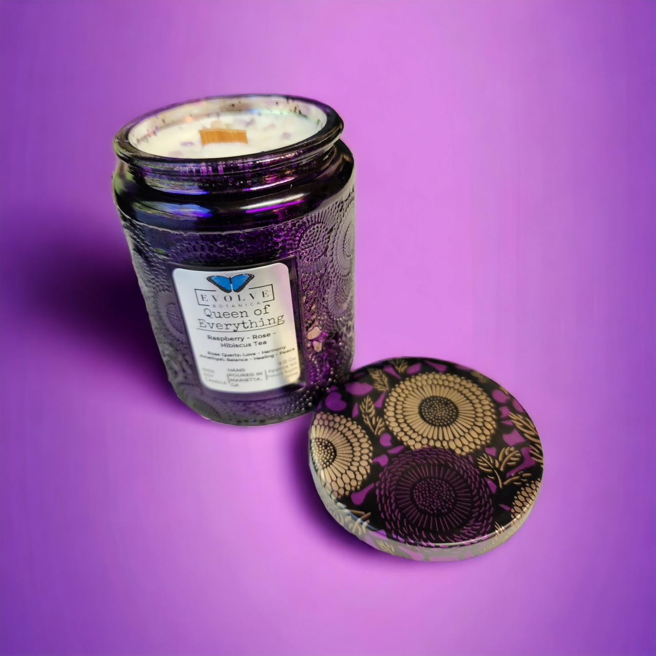 Evolve Botanica Queen of Everything - 4 oz Wood Wick Soy Candle (Amethyst, Rose Quartz)