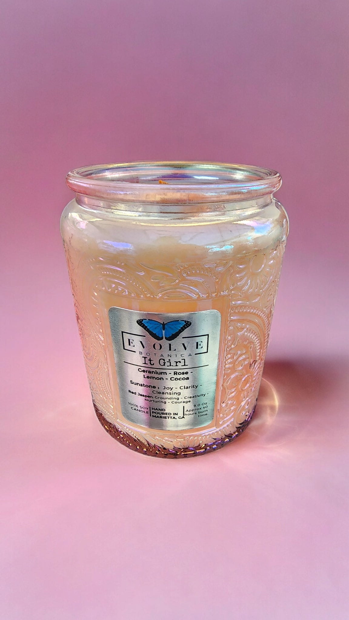 It Girl - Wood Wick Soy Candle (Sunstone & Red Jasper) - Embossed Glass