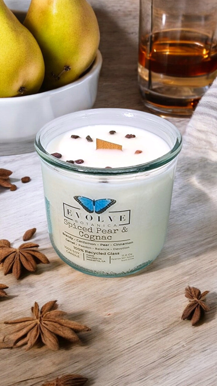 Evolve Botanica Rocks Candle - Spiced Pear & Cognac (Wood Wick Garnet Gemstone Soy Candle)