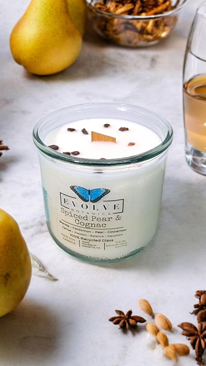 Evolve Botanica Rocks Candle - Spiced Pear & Cognac (Wood Wick Garnet Gemstone Soy Candle)