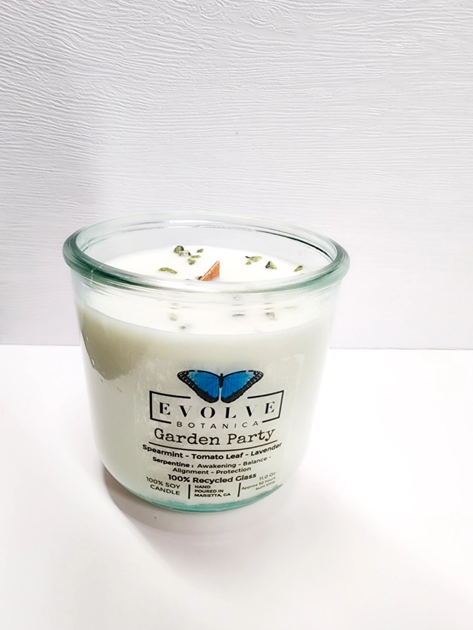 Evolve Botanica Rocks Candle - Garden Party (Wood Wick Gemstone Soy Candle)
