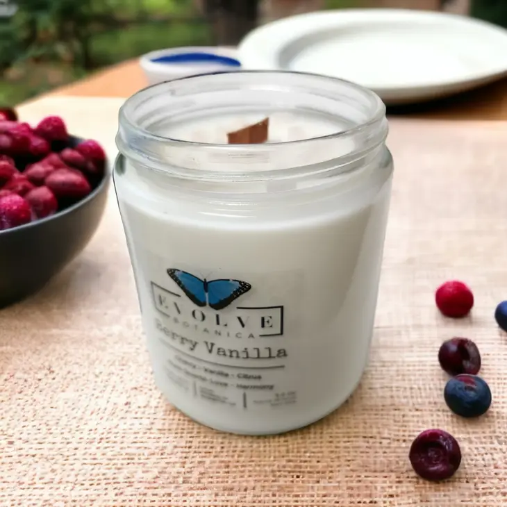 Classic 9oz Jam Jar Crystal Soy Candle - Berry Vanilla (Rose Quartz) Evolve Botanica