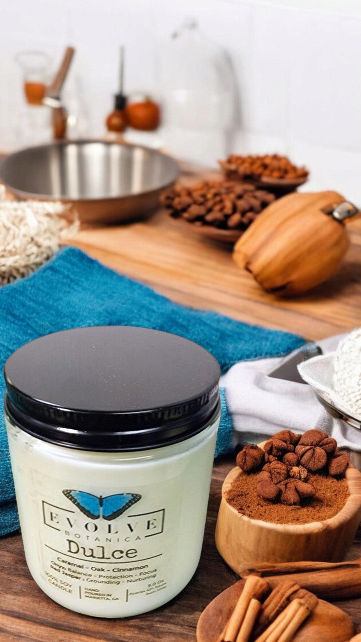 Evolve Botanica Classic Crystal Soy Candle  - Dulce (Red Jasper & Onyx)