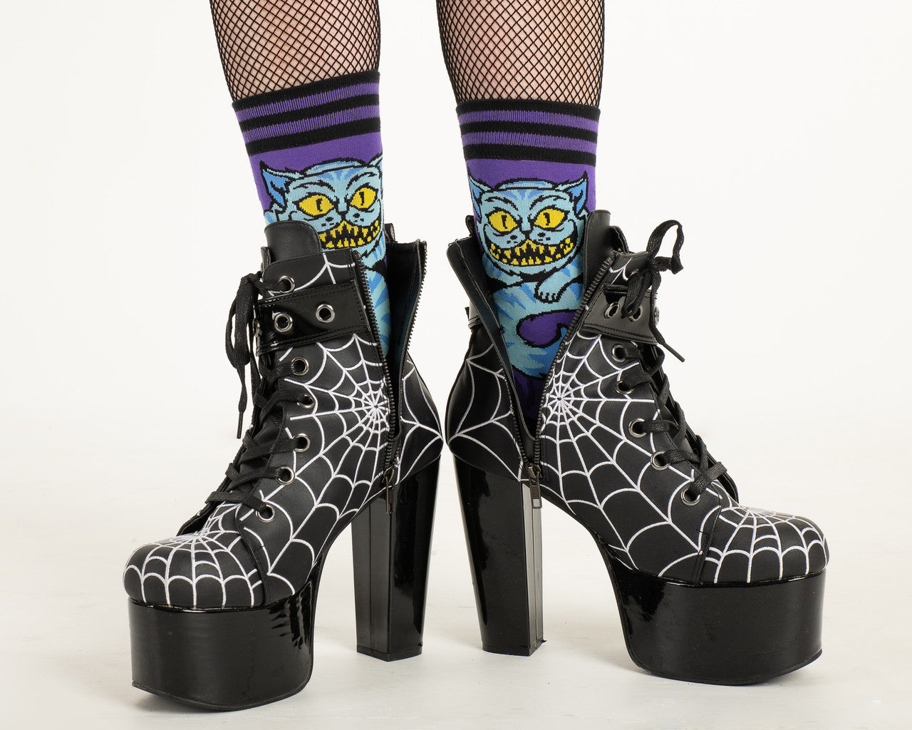 Evolve Botanica Cheshire Cat Crew Socks