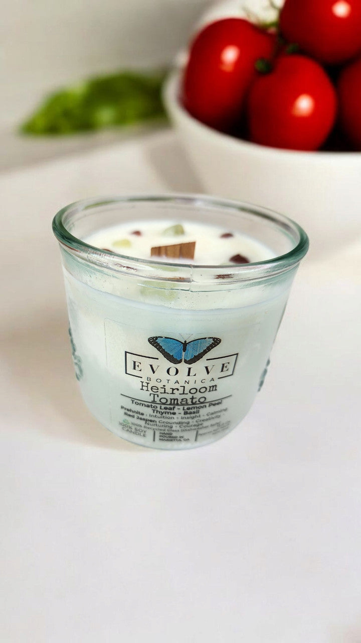 Evolve Botanica Rocks Candle - Heirloom Tomato (Wood Wick, Prehnite & Red Jasper, Soy Candle)