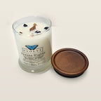 Evolve Botanica Havana Nights 6.5 oz soy sipper candle detail view