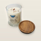 Evolve Botanica Cozy AF 6.5 oz soy sipper candle detail view