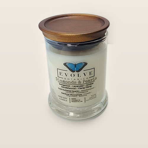 Evolve Botanica Diamonds & Pearls 6.5 oz soy sipper candle with wood lid, hand-poured in Marietta GA