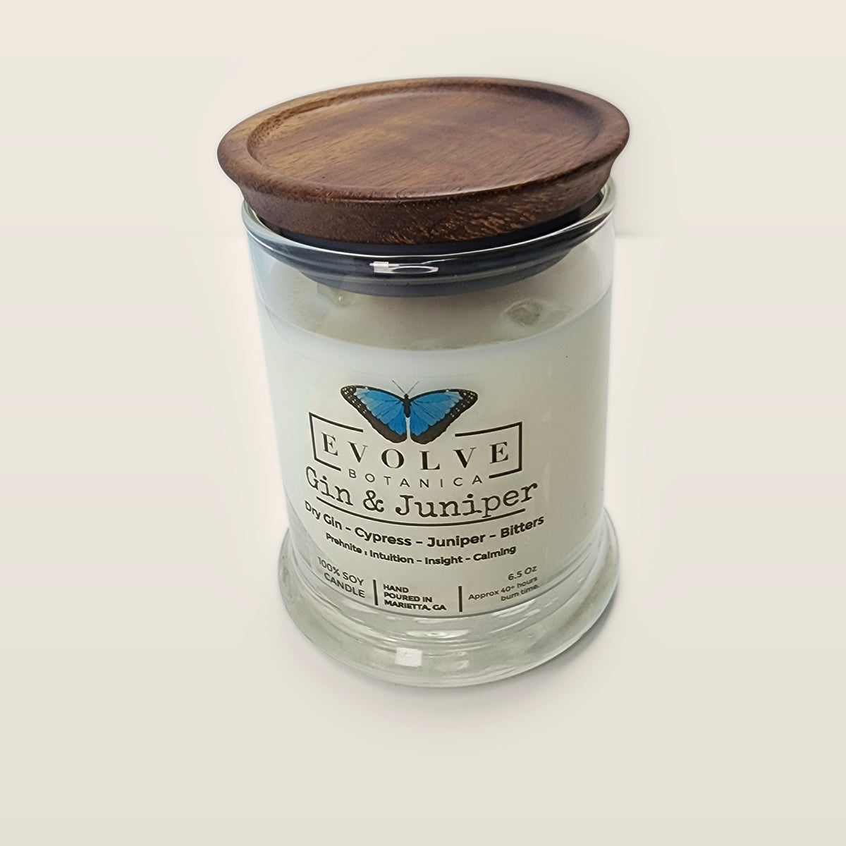Evolve Botanica Gin & Juniper 6.5 oz soy sipper candle with wood lid, hand-poured in Marietta GA