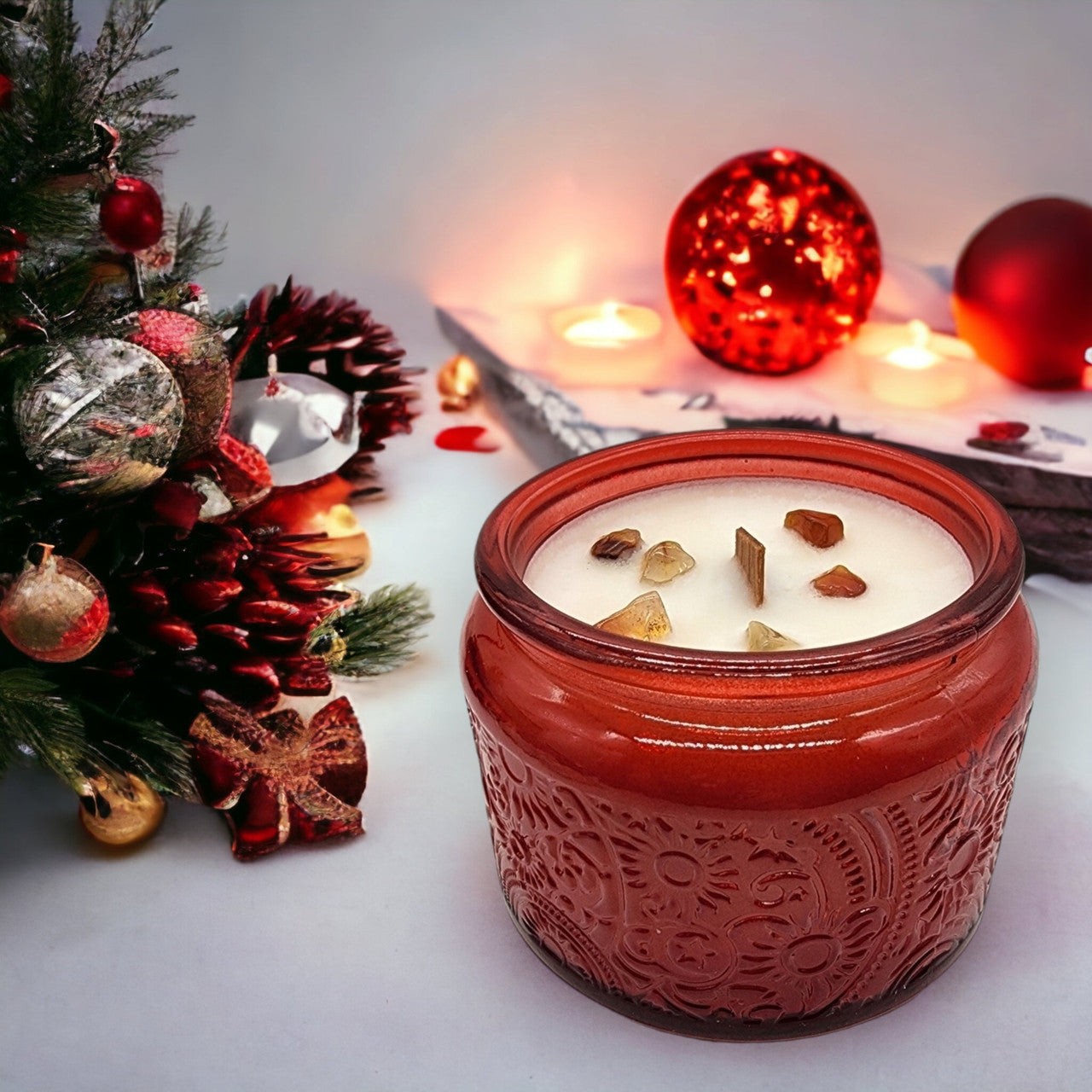 Cranberry Fig - Wood Wick Soy Candle (Carnelian) - Embossed Glass