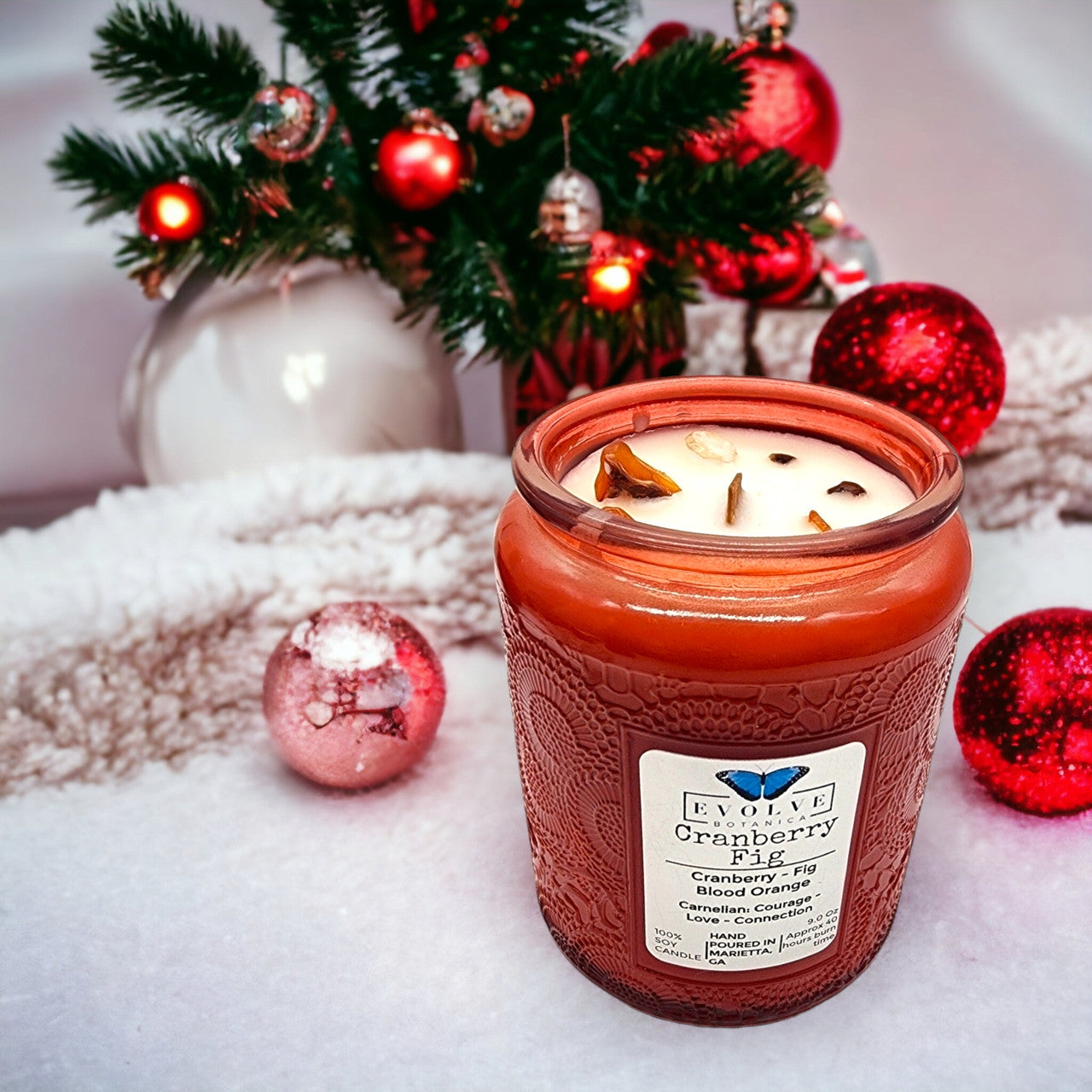 Evolve Botanica Cranberry Fig - Wood Wick Soy Candle (Carnelian) - Embossed Glass