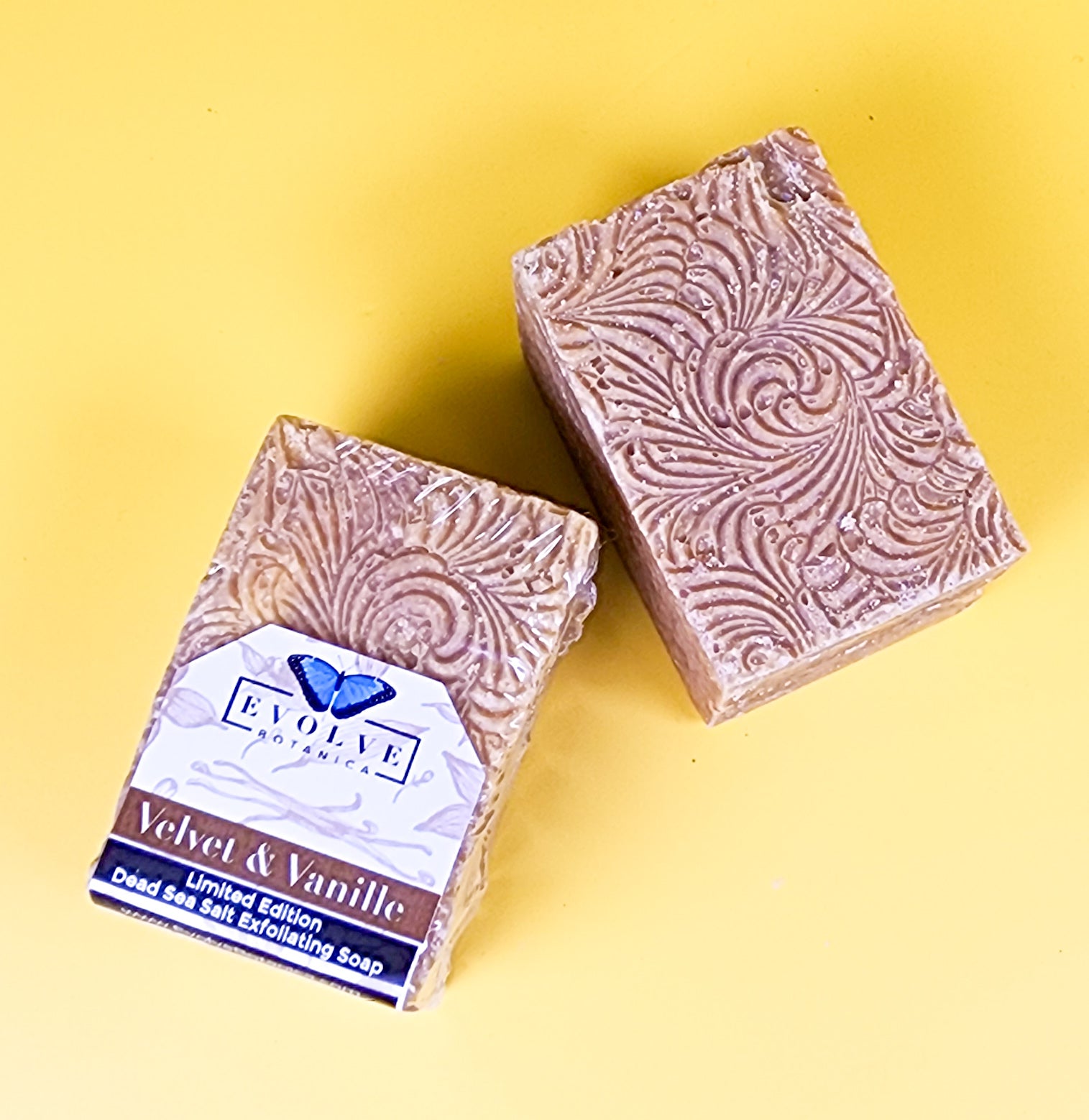 Velvet & Vanille Himalayan Pink Salt Spa Soap