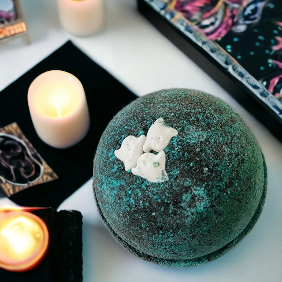 Evolve Botanica Bath Bombs Bath Bomb - Haunted