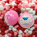 XOXO Bath Bomb - Berries, Cherry & Marshmallow Fluff