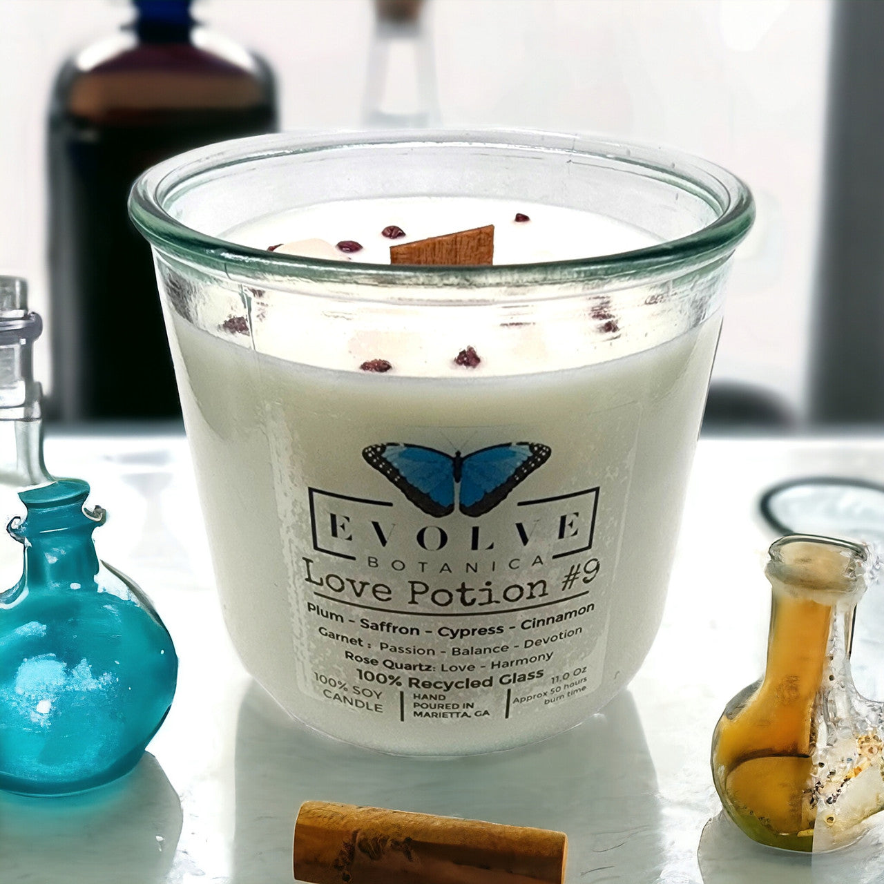 Evolve Botanica Rocks  Candle - Love Potion #9 (Wood Wick Garnet & Rose Quartz Gemstone Soy Candle)