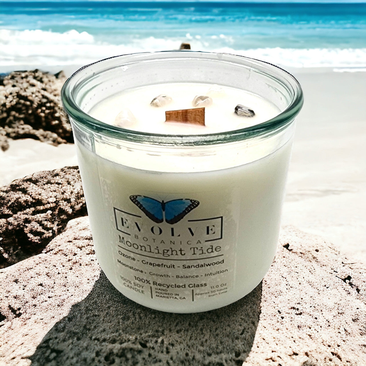 Evolve Botanica Rocks Crystal Soy Candle - Moonlight Tide (Moonstone)