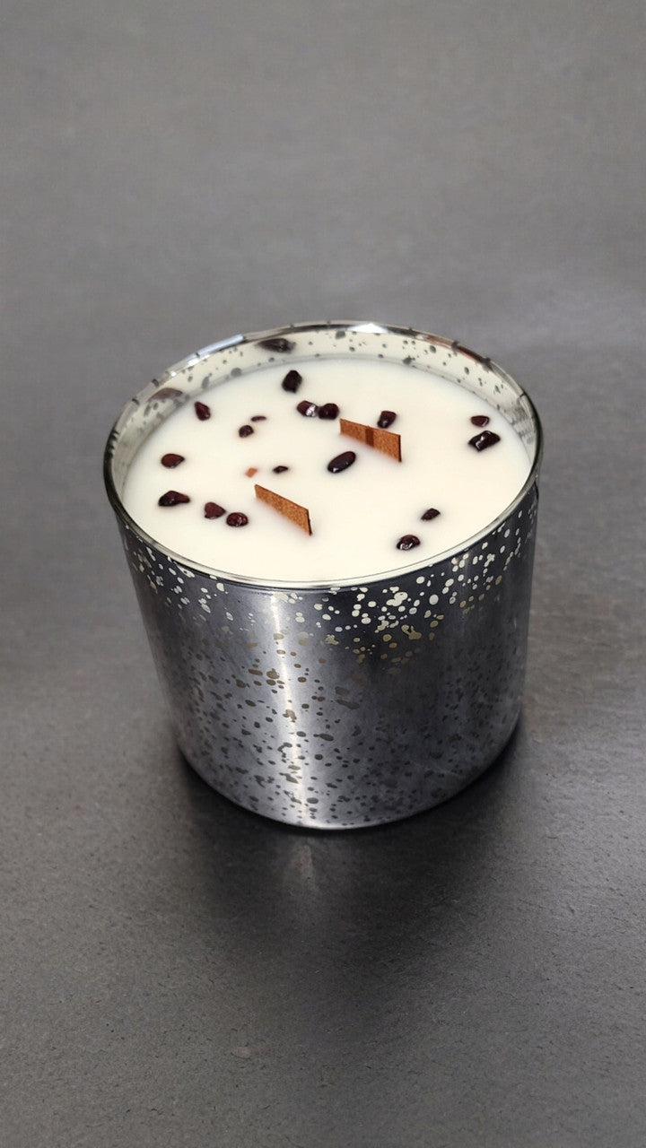 Evolve Botanica Starlight Candle - Pomegranate Noir (Garnet)