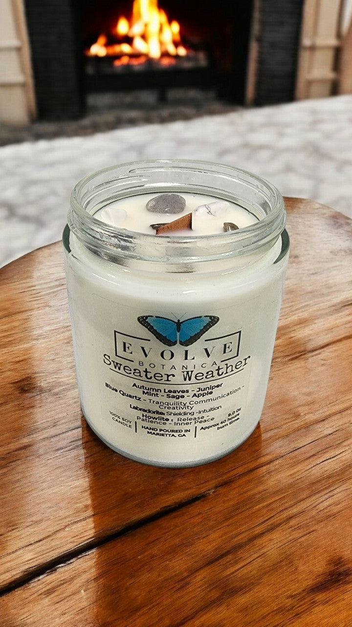 Evolve Botanica Classic 9oz Jam Jar Crystal Soy Candle - Sweater Weather (Howlite & Labradorite)