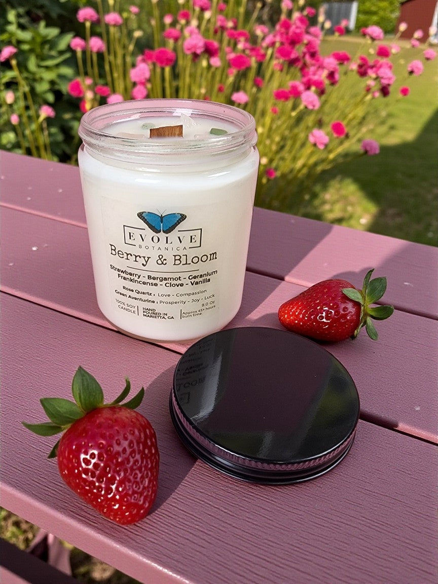Classic 9oz Jam Jar  - Berry & Bloom (Wood Wick Soy Candle Green Aventurine Rose Quartz)