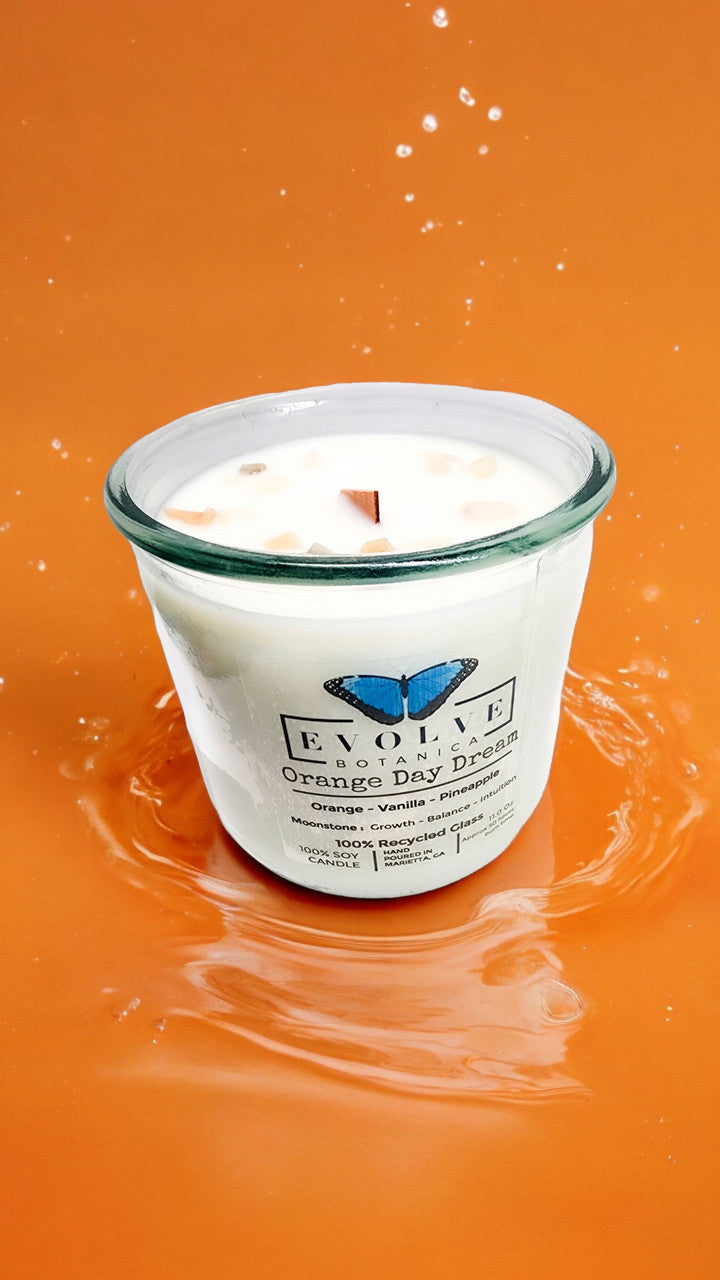 Orange Day Dream Rocks candle side view showing crystal in citrus soy wax
