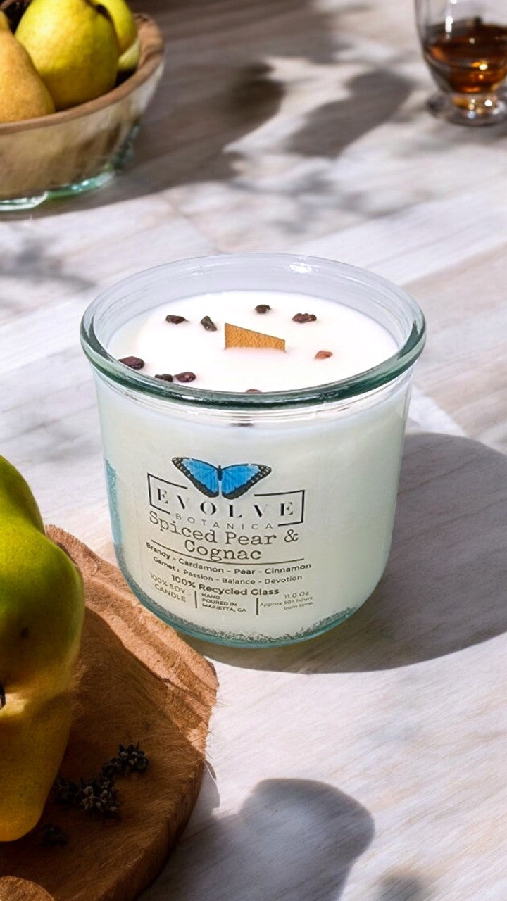 Evolve Botanica Rocks Candle - Spiced Pear & Cognac (Wood Wick Garnet Gemstone Soy Candle)