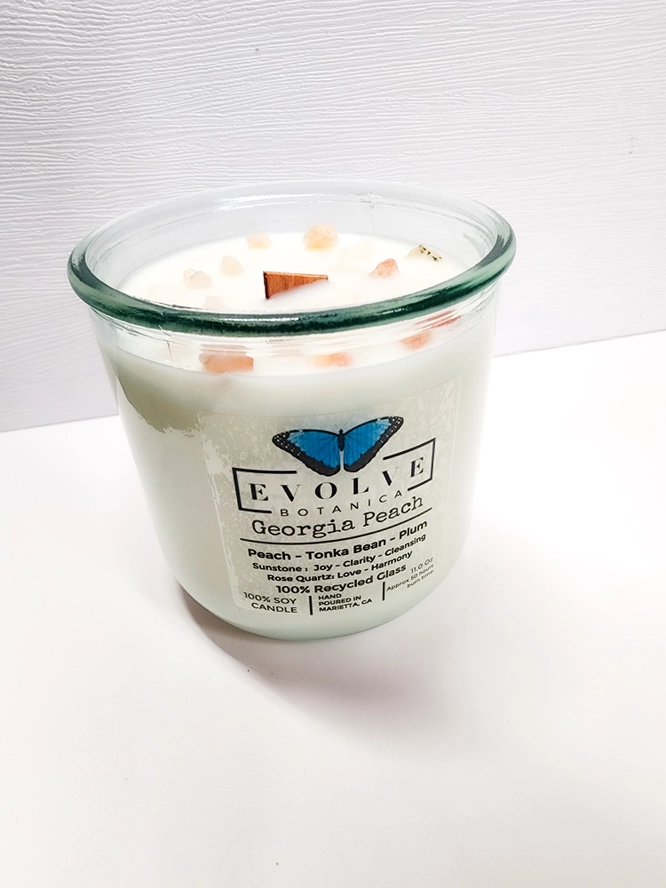 Georgia Peach candle from above showing handcrafted soy wax and crystal
