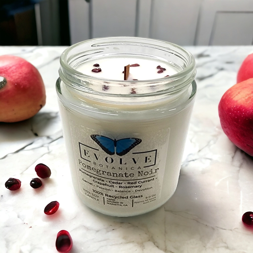 Evolve Botanica Classic 9oz Jam Jar Crystal Soy Candle - Pomegranate Noir (Garnet)