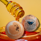 Oatmeal Milk Honey Bath Bomb - Honey & Oatmeal